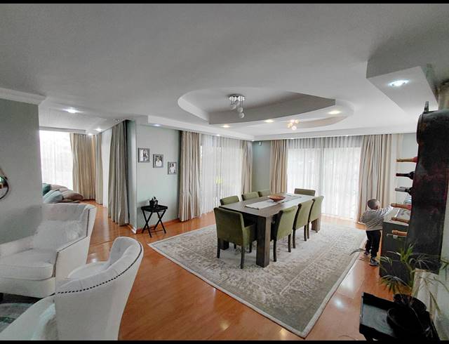 7 BEDROOM HOUSE FOR SALE IN STERPARK